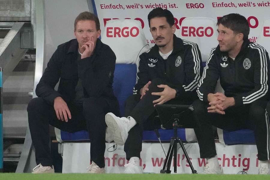 Julain Nagelsmann (l.) will sich nach dem Befreiungsschlag gegen Luxemburg nicht zurücklehnen