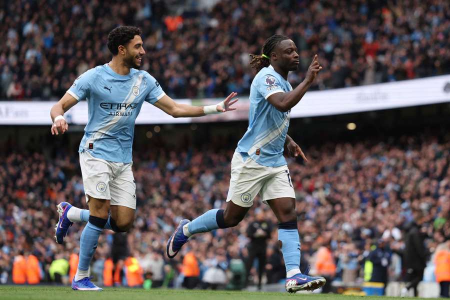 Manchester City câștigă și pune presiune pe Arsenal