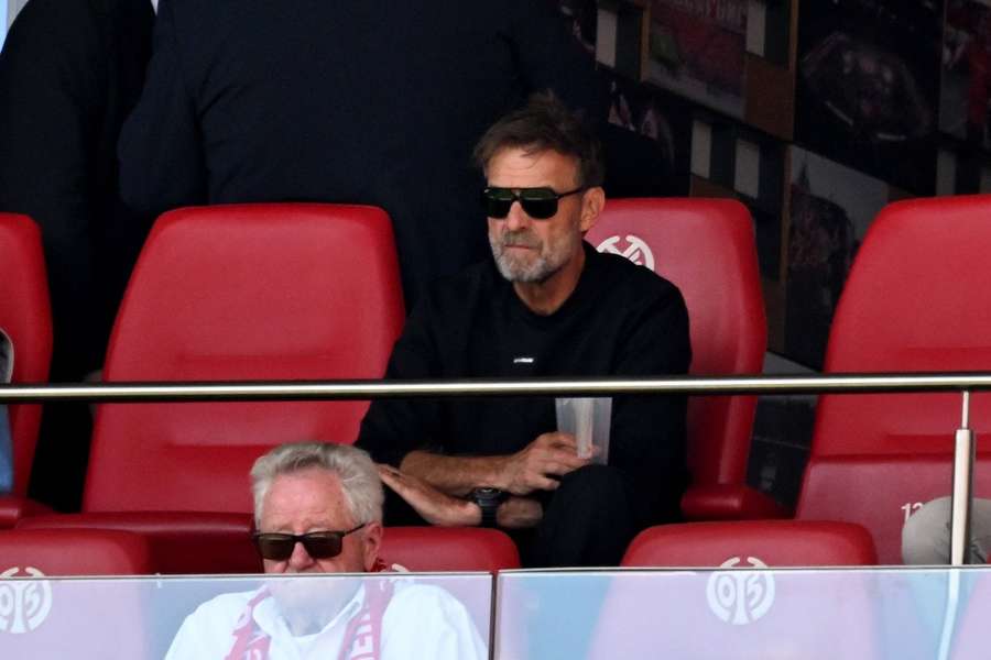 Jürgen Klopp am vergangenen Wochen beim Duell zwischen Mainz und Frankfurt. Jürgen Klopp am vergangenen Wochen beim Duell zwischen Mainz und Frankfurt.
