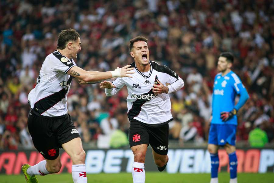 Philippe Coutinho voltou a marcar com a camisola do Vasco