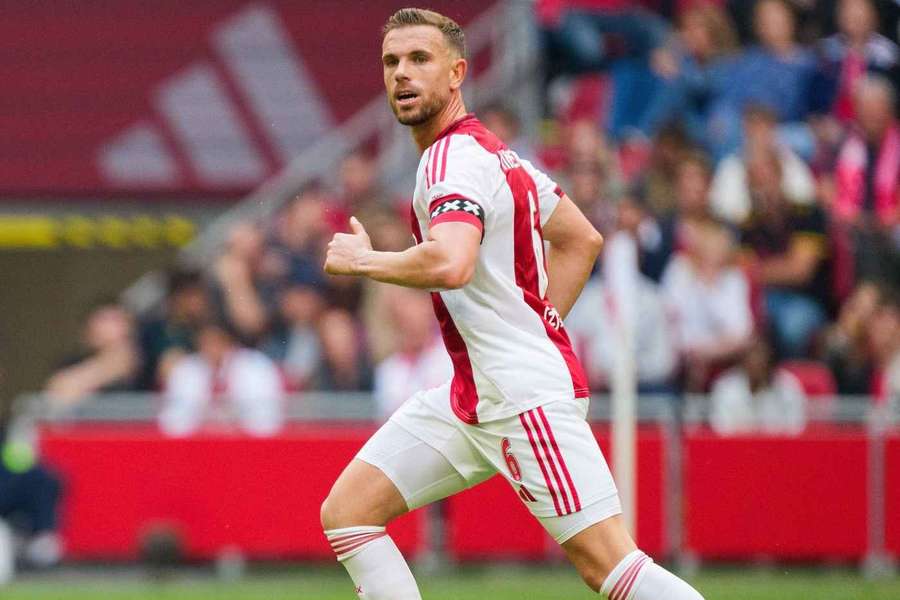 Henderson terá risco riscado por John Heitinga no Ajax