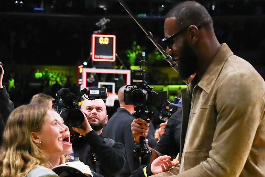 LeBron James quer voltar às quadras nos jogos cruciais para o Lakers