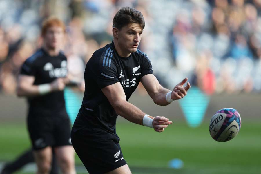 Beauden Barrett made his 150th appearance for Auckland Blues in their comprehensive victory