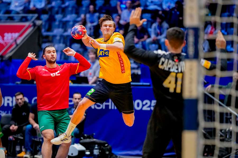 Sweden's Jonathan Carlsbogard in action against Portugal