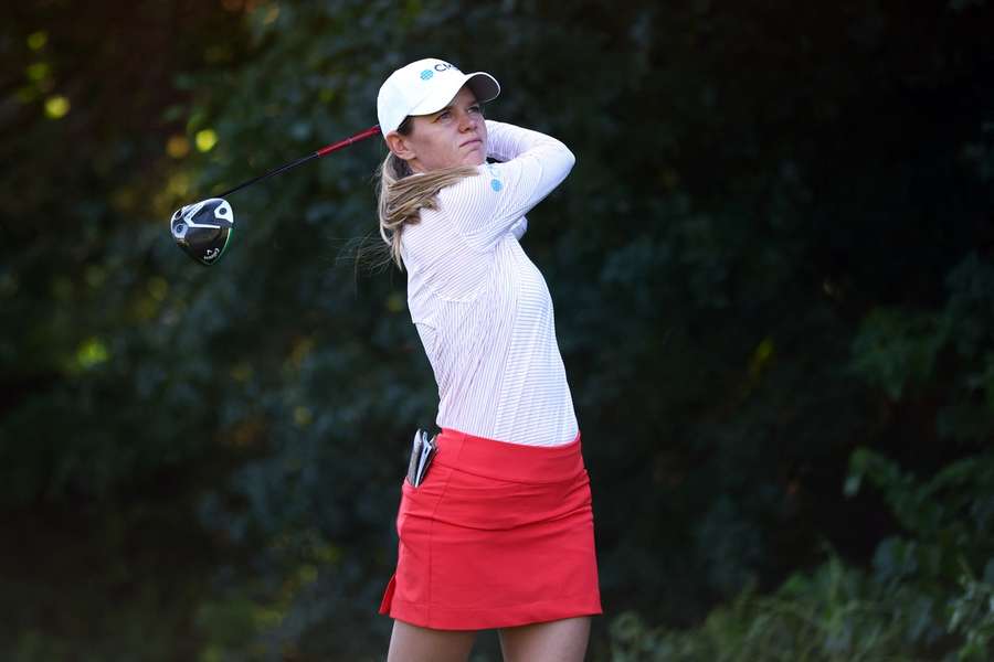 Schmelzel takes the LPGA NW Arkansas Championship lead