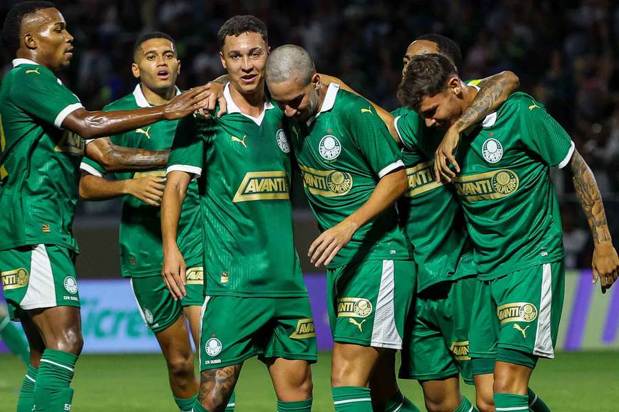Palmeiras fez 9 a 0 no Náutico-RR em sua estreia na Copinha 2025