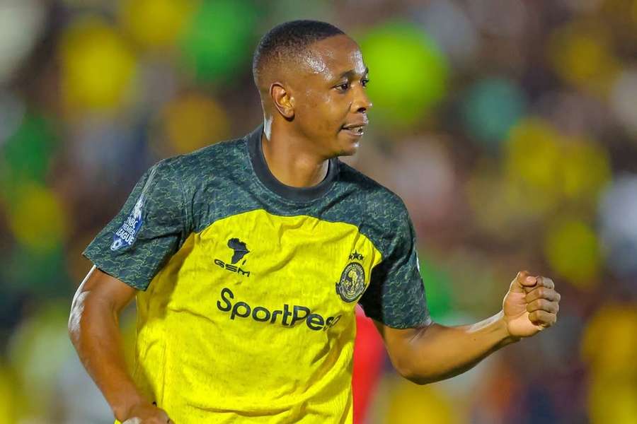 Young Africans a um ponto do líder Young Africans a um ponto do líder