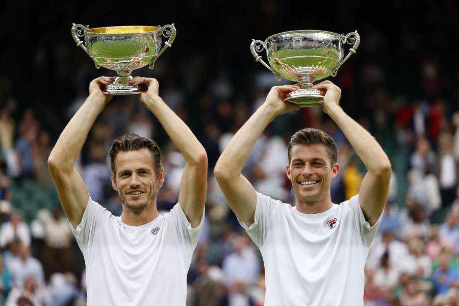 Najwyżej rozstawieni Wesley Koolhof i Neal Skupski triumfują w finale debla na Wimbledonie