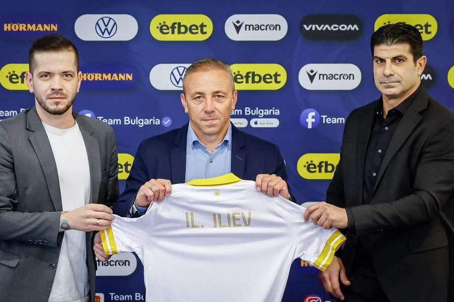 Ilian Iliev apresentado como selecionador da Bulgária