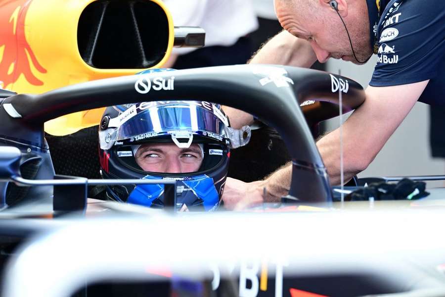 Verstappen à bord de sa Red Bull.