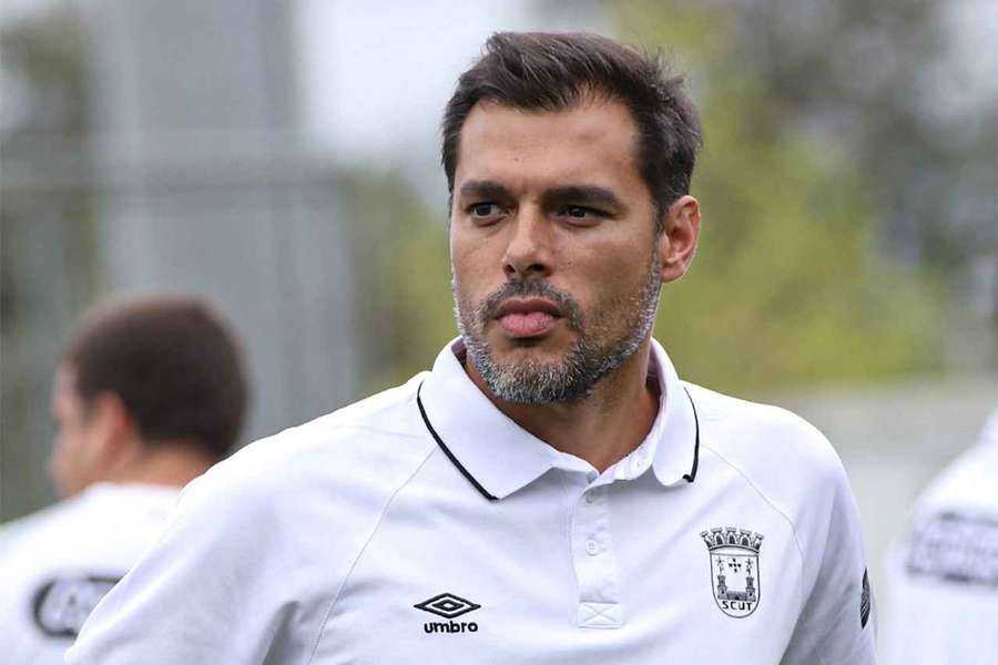 Vítor Martins de saída do emblema de Torres Vedras Vítor Martins de saída do emblema de Torres Vedras