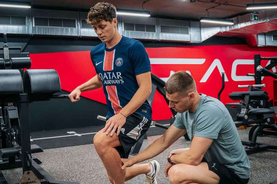 Dominik Kodras spolupracuje například i s Ladislavem Krejčím.