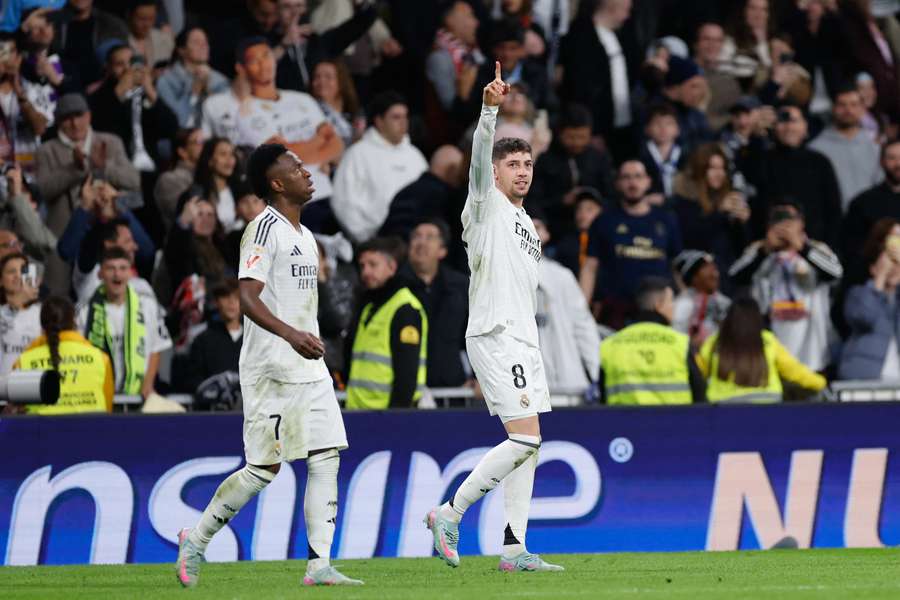 Federico Valverde celebrates his winner at the Bernabeu