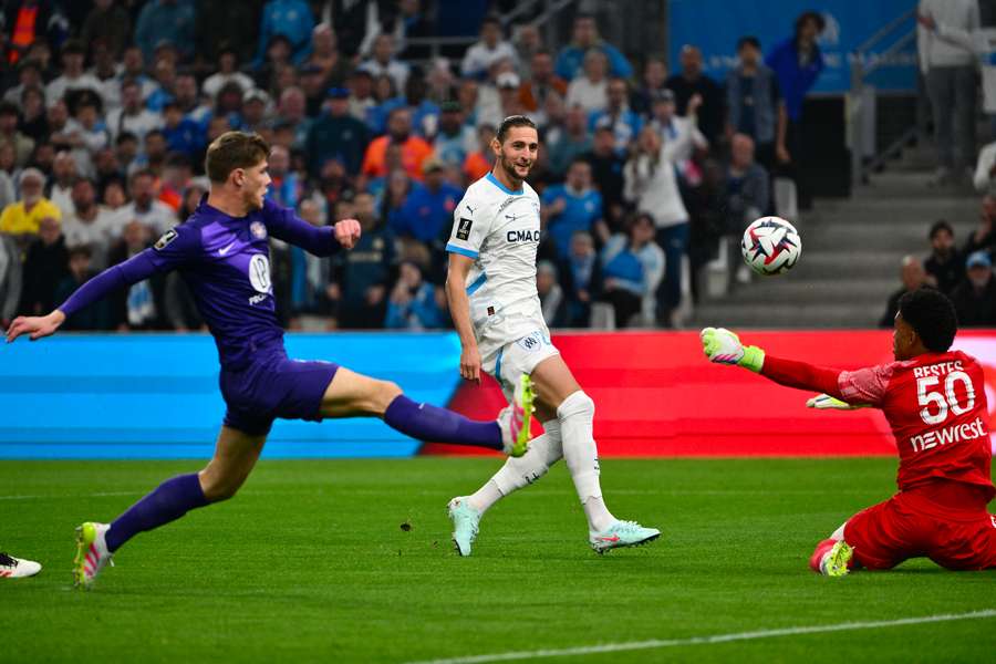 Rabiot attempts a chipped shot