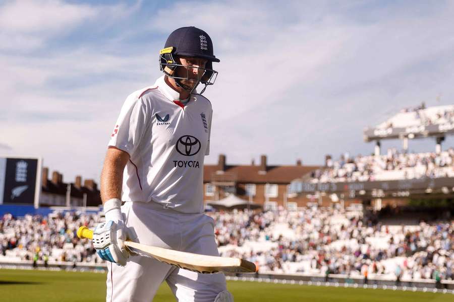 England's Joe Root walks off the field at stumps on day four at The Oval England's Joe Root walks off the field at stumps on day four at The Oval