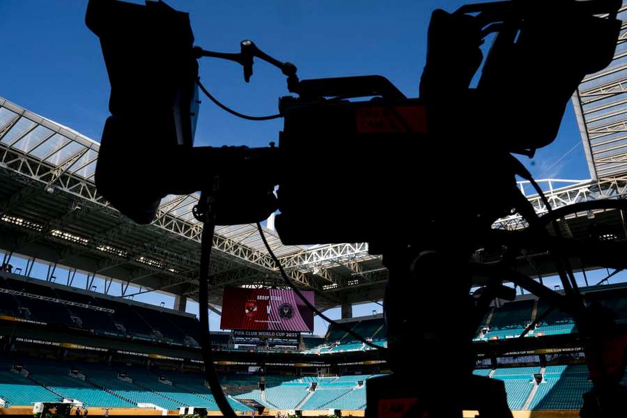 Operadoras alertam para a necessidade de discutir os direitos televisivos