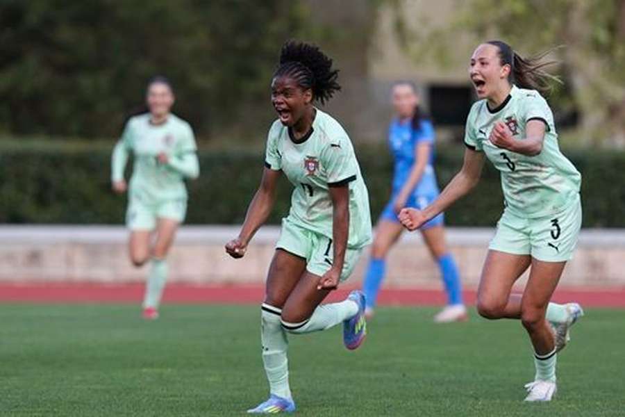 Maísa COrreia festeja por Portugal