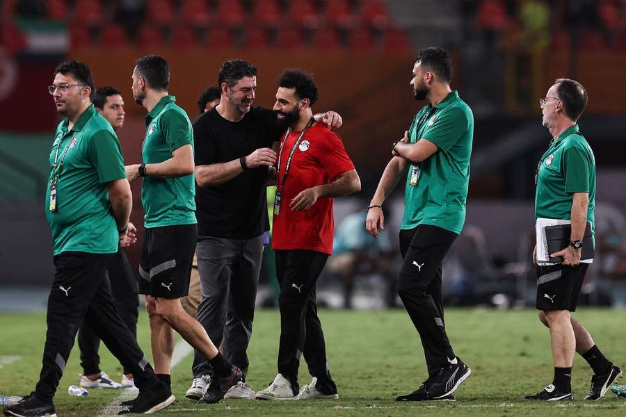 Rui Vitoria and Mohamed Salah