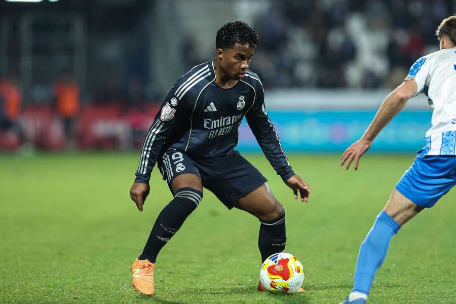 Endricka rzadko widujemy na boiskach. Endricka rzadko widujemy na boiskach.