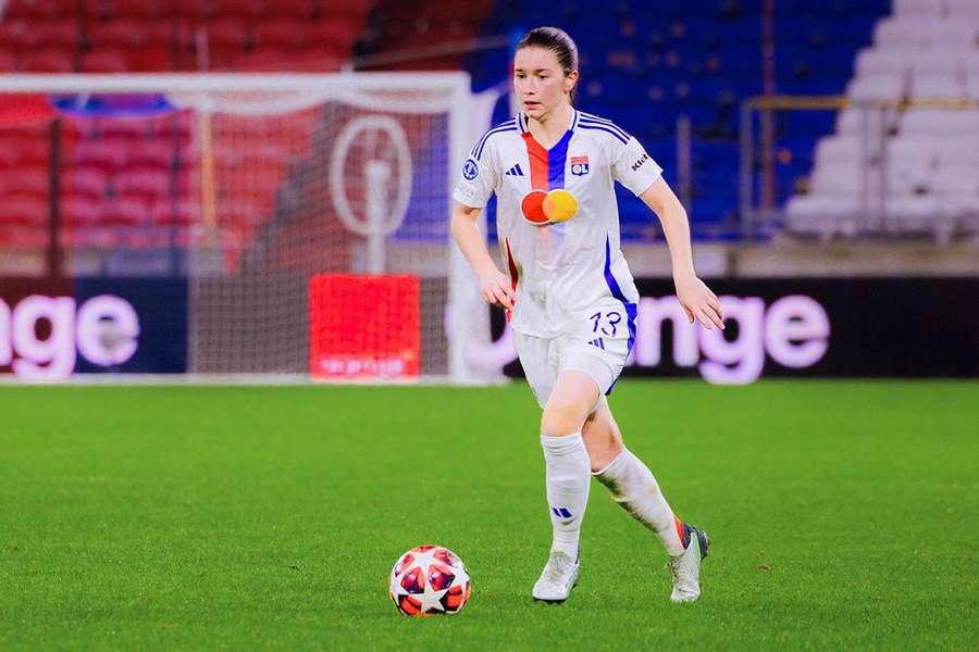 Damaris Egurrola durante o jogo contra o Wolfsburgo, na fase de grupos da Liga dos Campeões