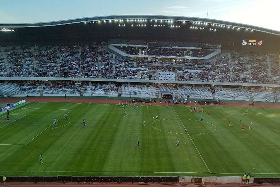 Egal ”cenușiu” între U Cluj și UTA într-un derby pentru evitarea retrogradării