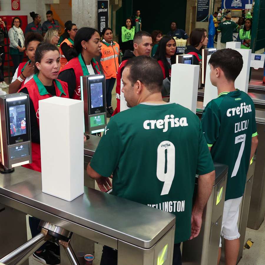 L'accès à l'Allianz lors des matchs de Palmeiras se fait à 100 % par biométrie faciale