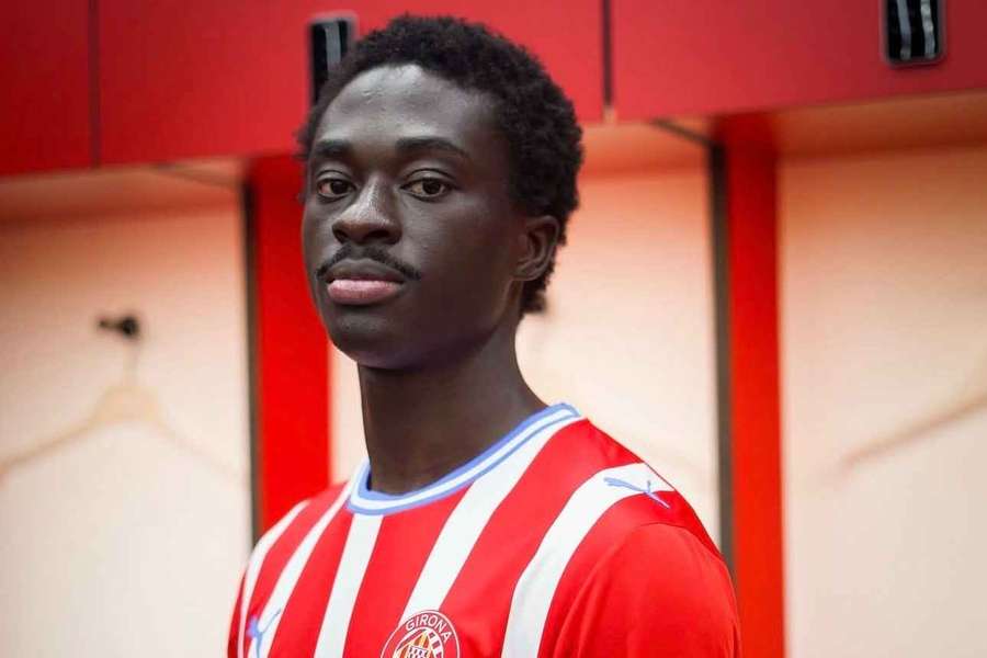 Abdul Mumin will wear the number 2 shirt for Girona. Abdul Mumin will wear the number 2 shirt for Girona.