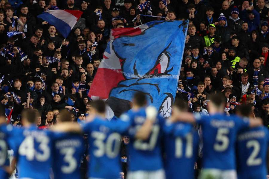 Les supporters des Rangers lors de la séance de tirs au but contre Fenerbahçe