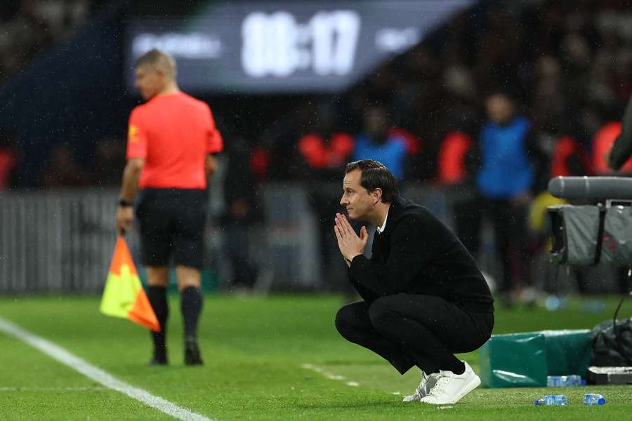 Julien Stéphan, treinador do FRennes, no Parc des Princes