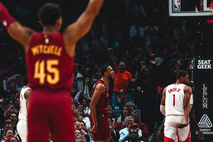 Triunfo valeu aos Cleveland Cavaliers o acesso aos play-offs da NBA Triunfo valeu aos Cleveland Cavaliers o acesso aos play-offs da NBA