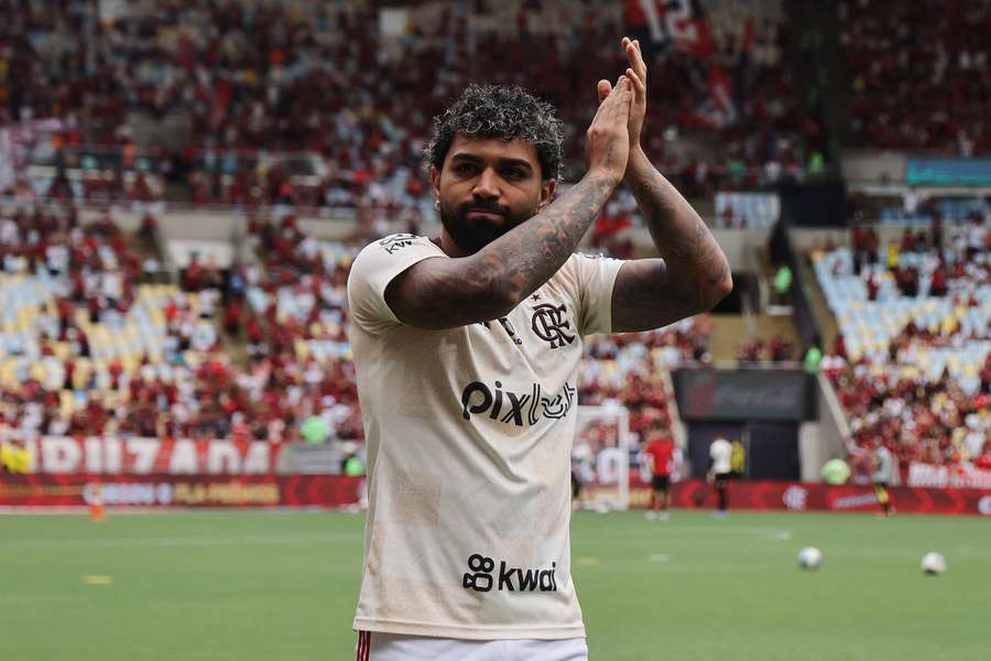 Gabriel Barbosa durante despedida do Flamengo