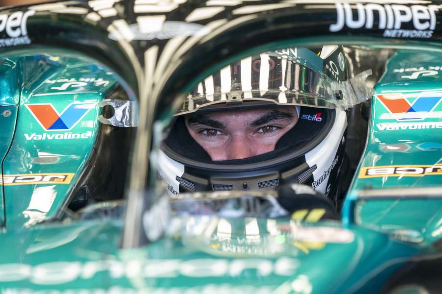 Lance Stroll heeft zijn contract verlengd bij het Formule 1-team van Aston Martin