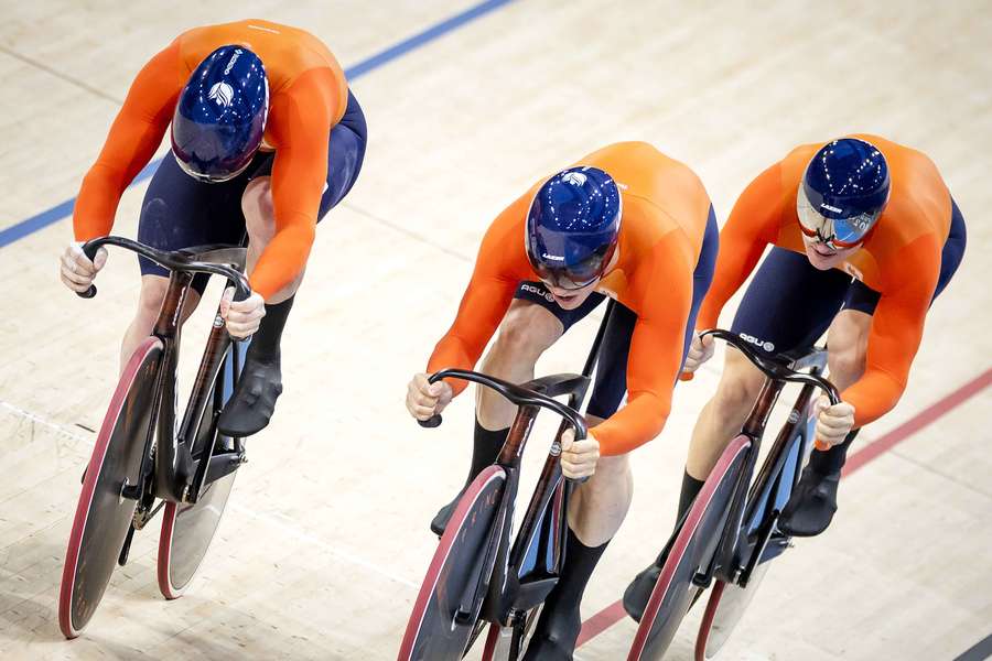 De teamsprinters hebben een wereldrecord gereden in Parijs