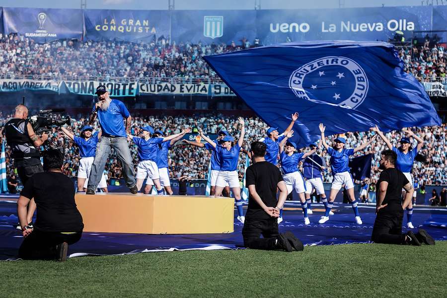 Festa da torcida do Cruzeiro na final da Copa Sul-Americana