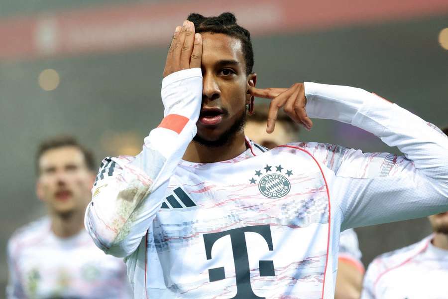 Olise marcou em Heidenheim 0x4 Bayern de Munique