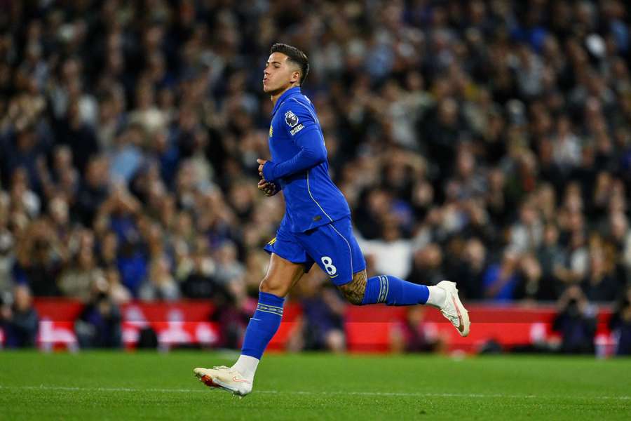 Fernandez będzie grał dla Manchesteru City. Fernandez będzie grał dla Manchesteru City.
