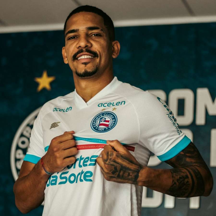 Bahia anunciou contratação de Gilberto