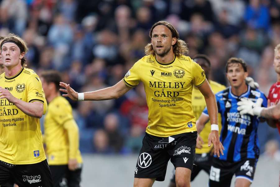 Tom Pettersson scored the leveller in added time Tom Pettersson scored the leveller in added time