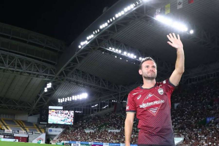 Juan Mata segue os passos de Iniesta e assina com o Vissel Kobe