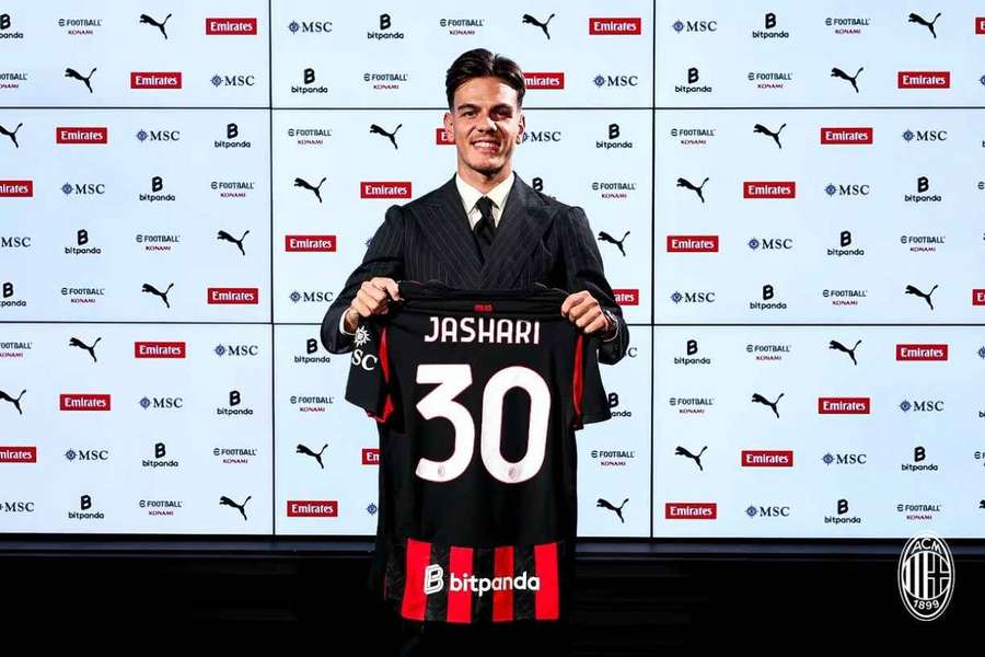 Ardon Jashari si presenta al Milan