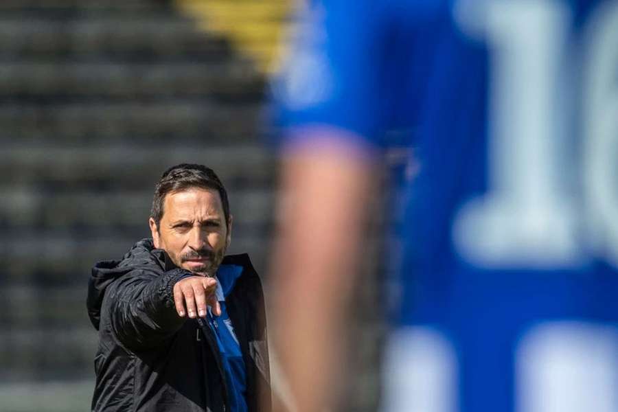 Vasco Matos, treinador do Santa Clara