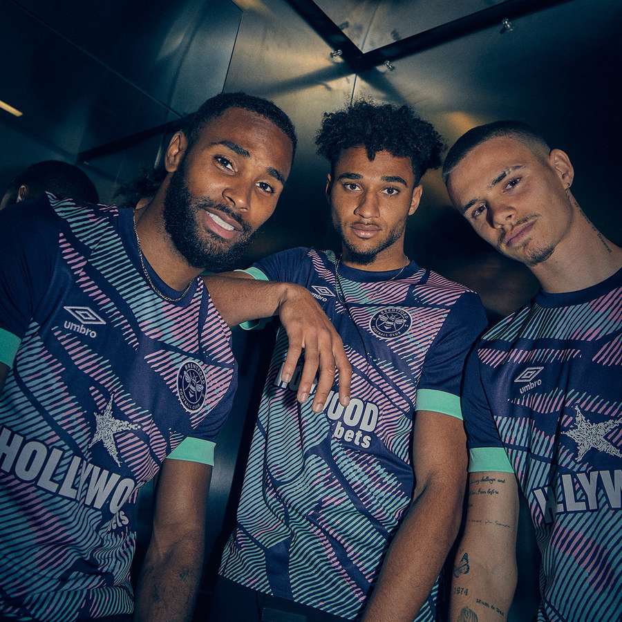 Nike and Chelsea finally release new gold-tone 2022-23 third kit