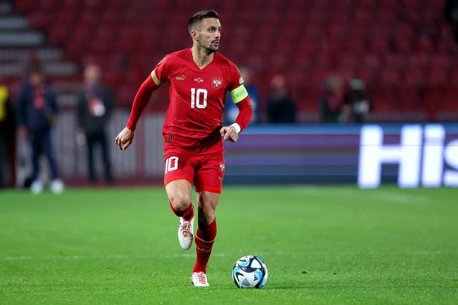 Captain Dusan Tadic zal vanmiddag spelen in een leeg stadion in Leskovac