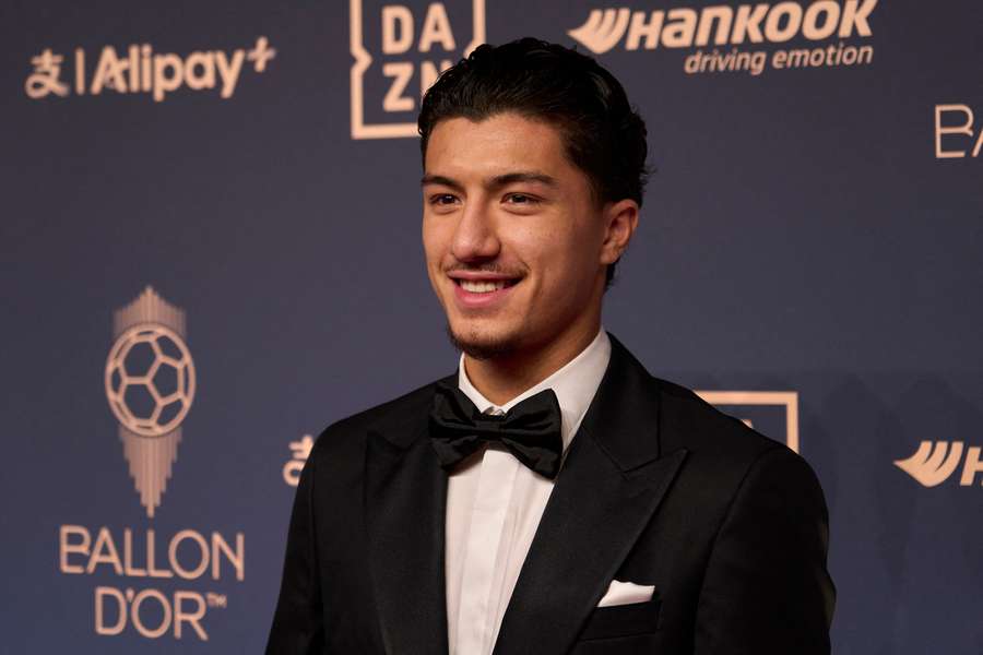 Ibrahim Maza bei der Ballon d'Or-Verleihung. Ibrahim Maza bei der Ballon d'Or-Verleihung.
