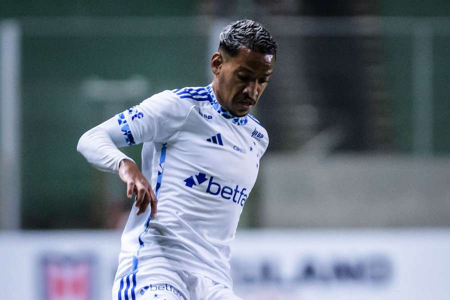 Matheus Pereira na vitória do Cruzeiro sobre o Itabirito, no Campeonato Mineiro