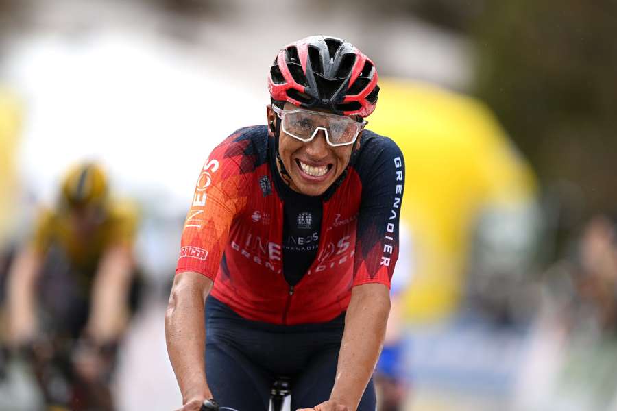 Vencedor também do Giro-2021, Bernal, de 26 anos, viu a sua promissora carreira interrompida por um gravíssimo acidente em janeiro de 2022