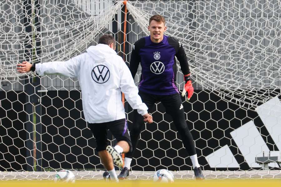 Nübel wird mit Nagelsmann am Donnerstag um 18:30 Uhr an der Pressekonferenz teilnehmen.