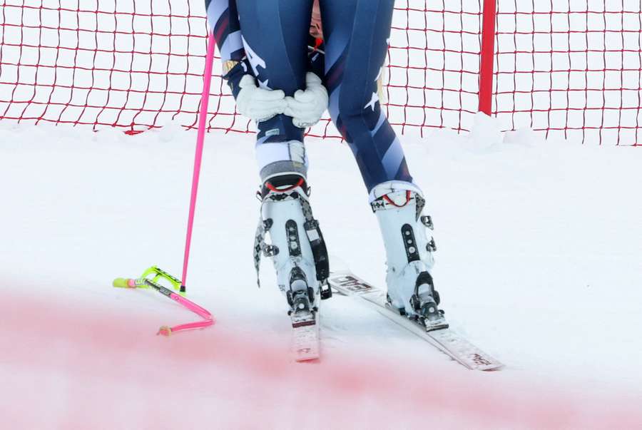 Vonnová si zřejmě poranila koleno.