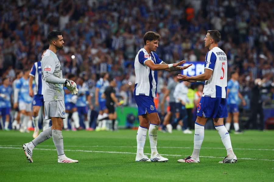 La gioia di Ramos e Kiwior a fine gara La gioia di Ramos e Kiwior a fine gara