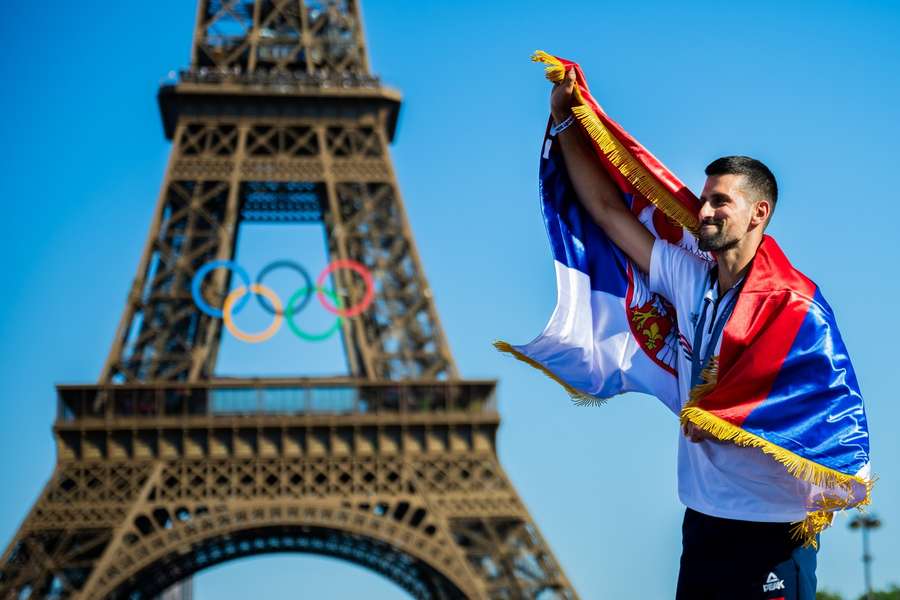 O sérvio conquistou o 'Career Golden Slam' em Paris